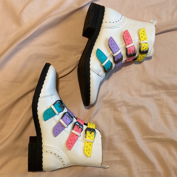 Rainbow Buckle Boots - Picture 2 of 5